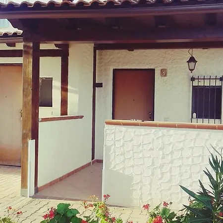 Il Giunco Oda ve Kahvaltı 4*