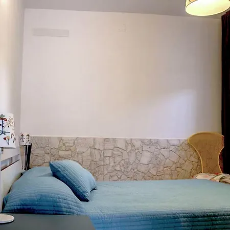 B&B Il Giunco 비에스테