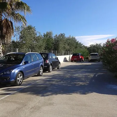 Oda ve Kahvaltı Il Giunco 4*