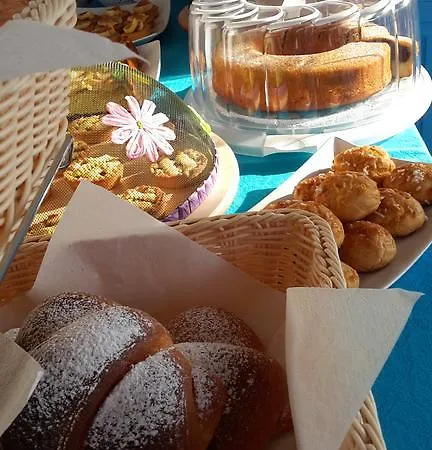 Oda ve Kahvaltı Il Giunco 4*